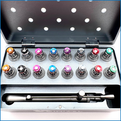 Signature Universal Prosthetic Kit